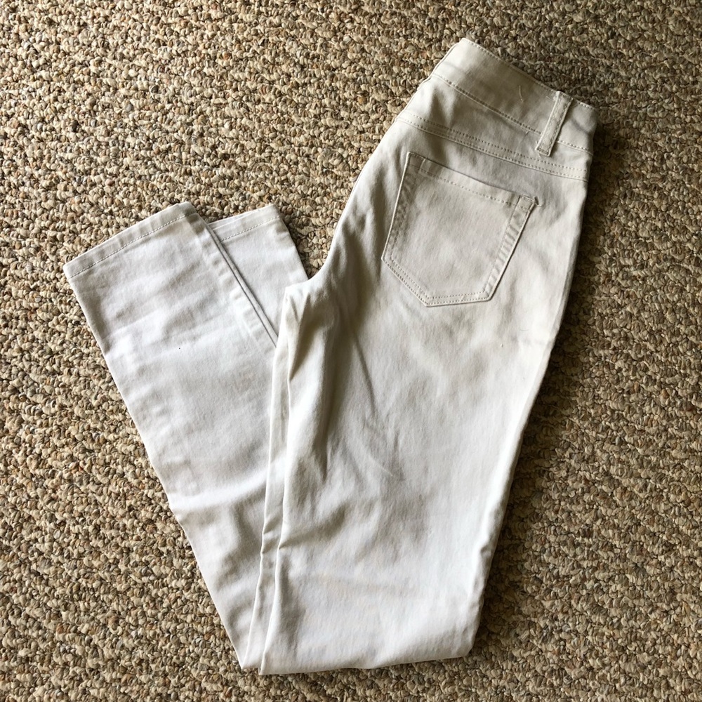 Light tan jeans